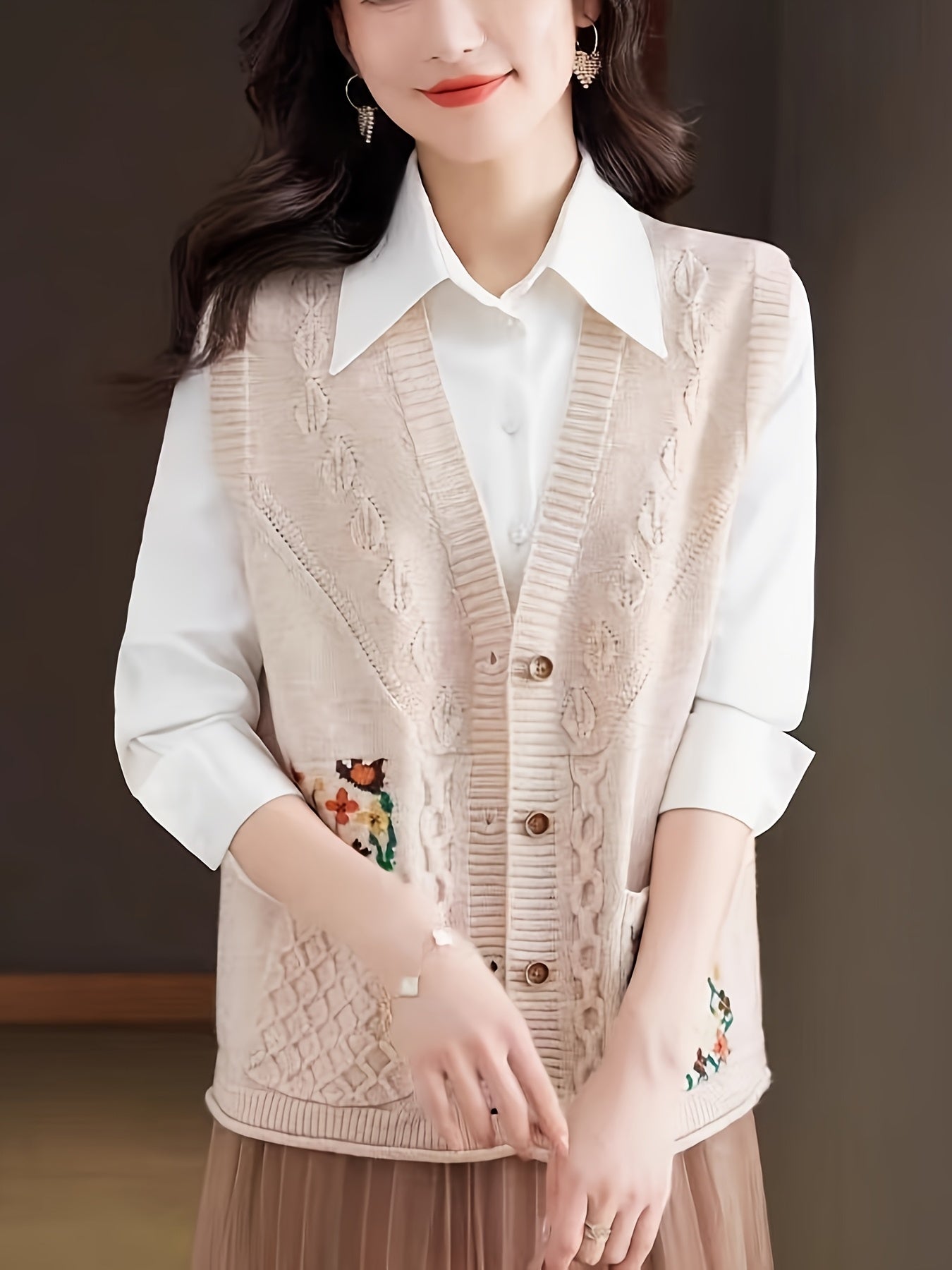 Better Tomorrow Women's Elegant Vintage Floral Sleeveless Vest - V-Neck Double Pocket Layering Piece, Relaxed H-Silhouette for Spring\u002FFall Casual Outfits, Ladies Vests, Spring Fall Apparel, Durable Knitwear